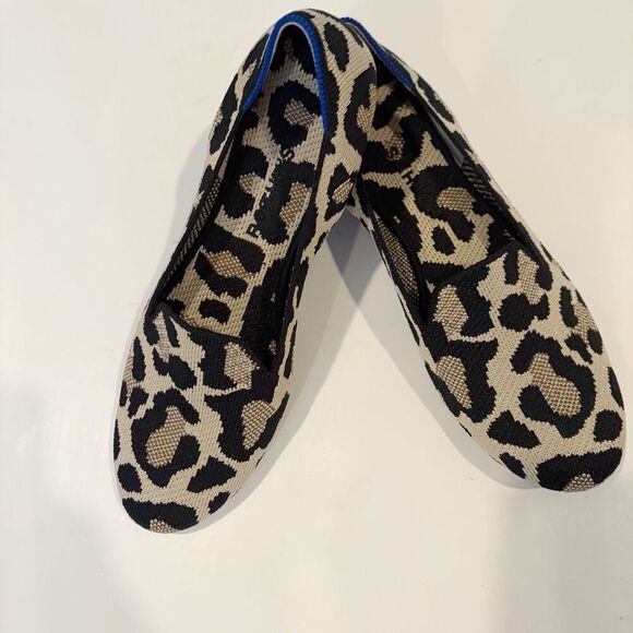 NWT Rothy’s The Flat Size 8.5 Desert Cat Leopard Slip On Shoe - Picture 2 of 6